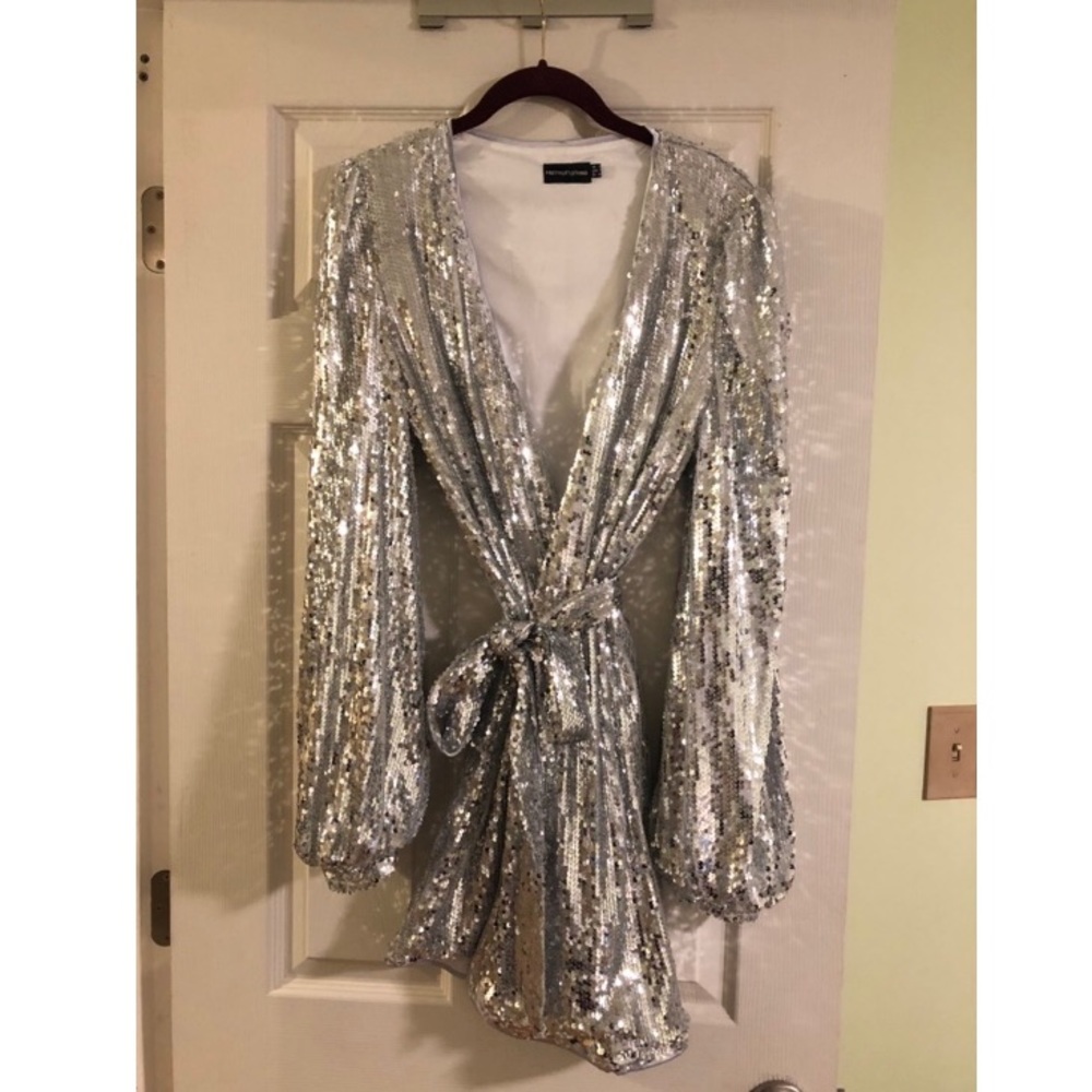 Silver sequin long sleeve tie detail shift dress